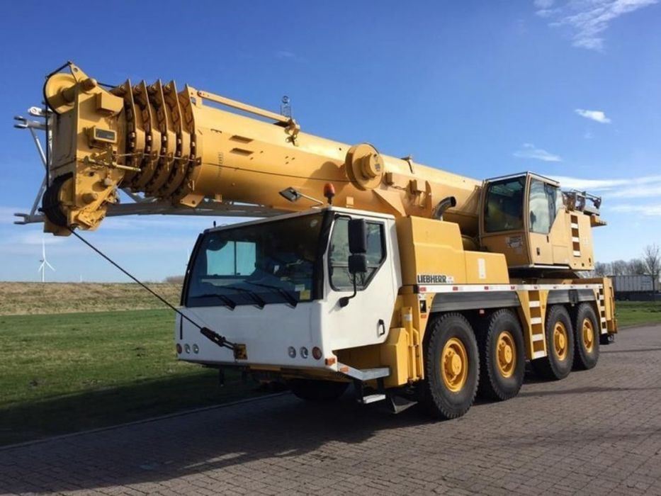Macara Liebherr - CECITEH SRL servicii RSVTI